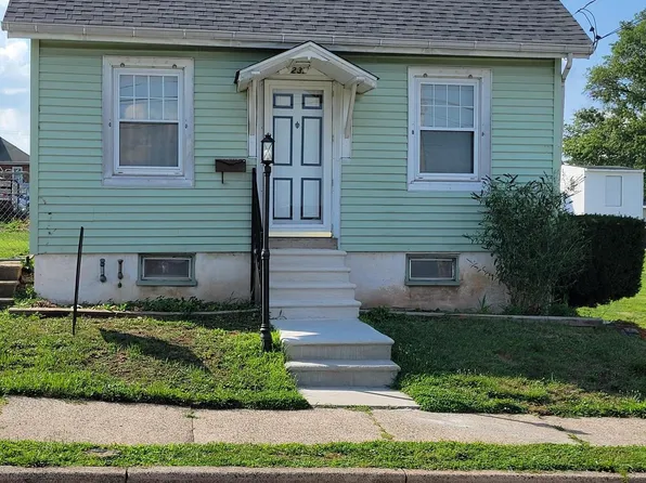 237 S Franklin St, Boyertown, PA 19512