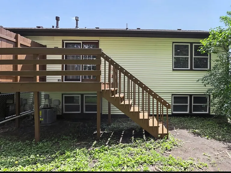 642 Swan Dr — Photo 19