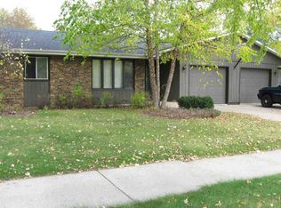 506-508 N Wuthering Hills Dr, Janesville, WI 53546