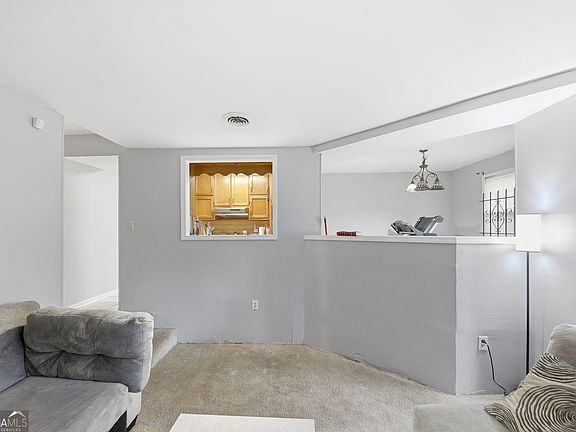 5th image of 9 Belmonte Ct SW
