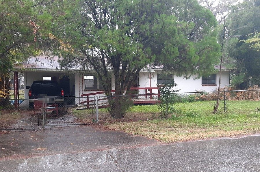 1st image of 429 NE 2nd Ave