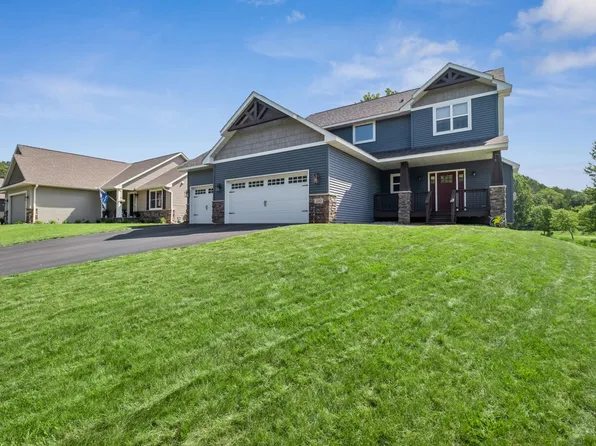 210 Glenmeadow St, River Falls, WI 54022