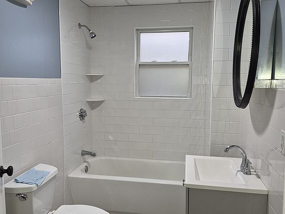 5th image of 545 Brayton Ave #1