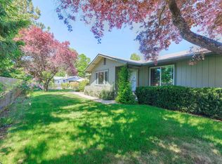 176 NW Blossom Dr, Grants Pass, OR