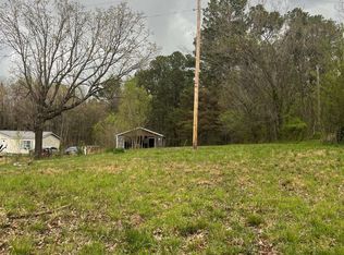 950 Dooms Chapel Rd, Symsonia, KY 42082
