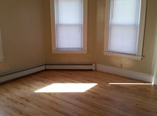 16 Bourne St, Worcester, MA 01606