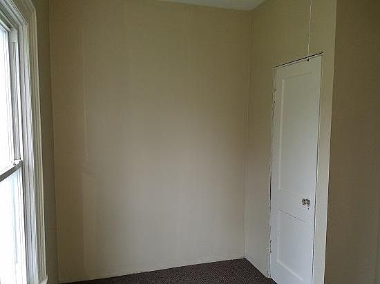 5th image of 3327 Royal Ave #1