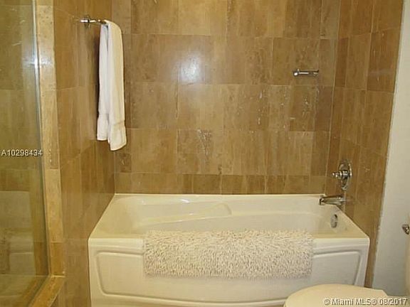 3rd image of 300 S Biscayne Blvd APT 3214