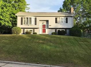 202 Glaude Ln, Woonsocket, RI 02895