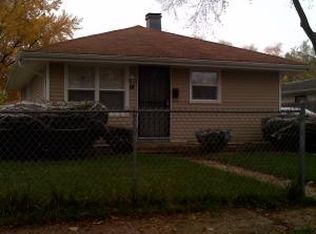 14 W 142nd St, Harvey, IL 60426