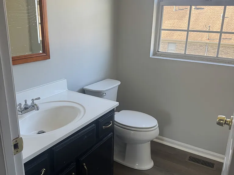1011 Northwood Loop — Photo 4