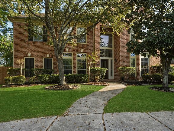 2nd image of 2302 Marblecrest Ln