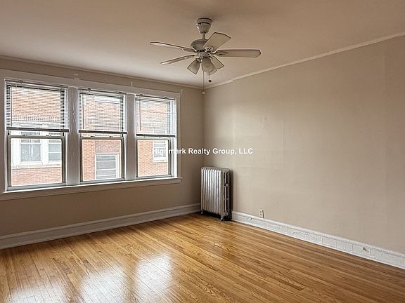 5th image of 2354 W Touhy Ave #3A