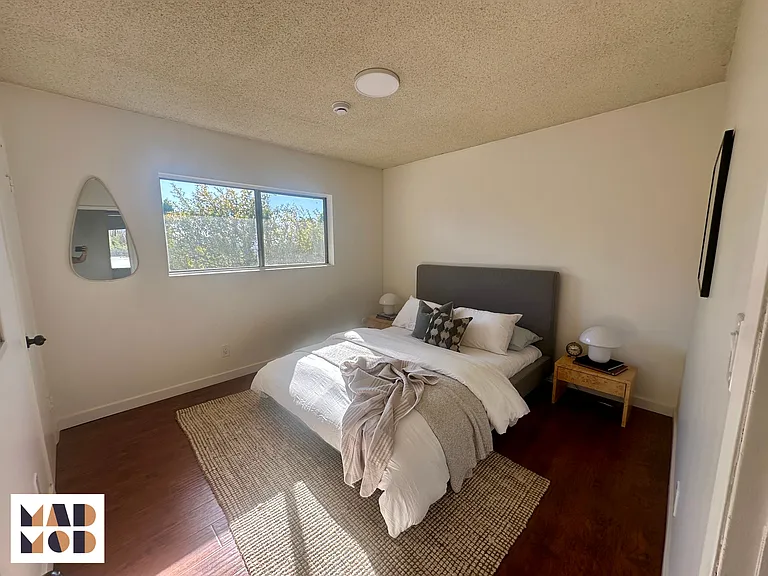 758 Hyperion Ave #3 — Photo 6