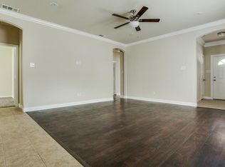 418 Avenue F, Dallas, TX 75203