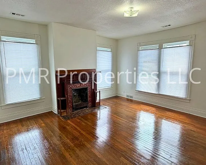 613 N 22nd St — Photo 4