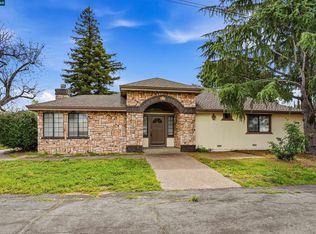 5370 Laurel Dr, Concord, CA 94521