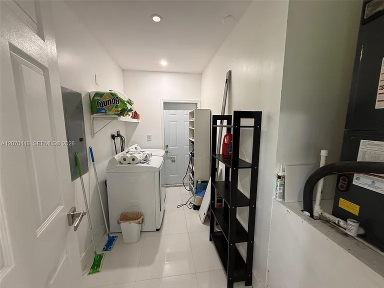 15900 SW 102nd Ave — Photo 10