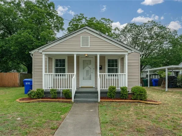 307 Elizabeth St, Suffolk, VA 23434