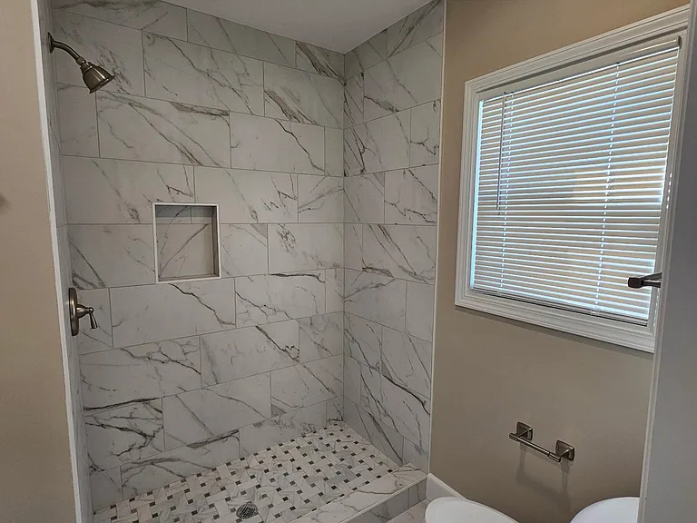 1956 Ridgewood Dr NE — Photo 15