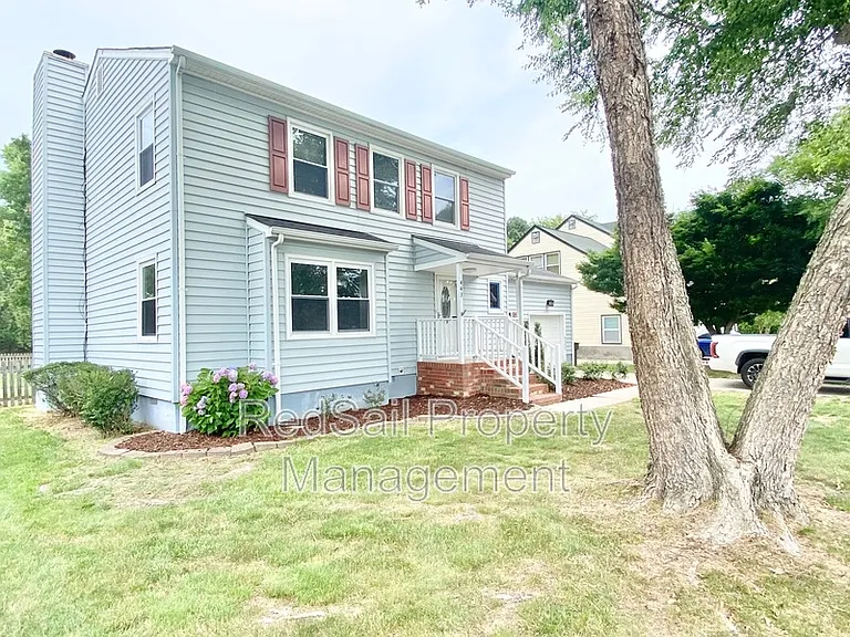 443 Sonora Dr — Photo 2