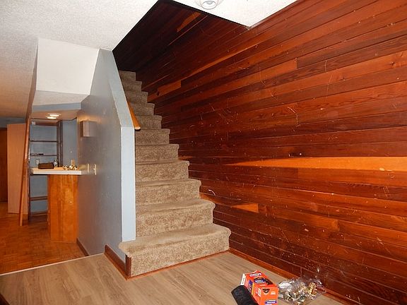 5th image of 114 Houston St