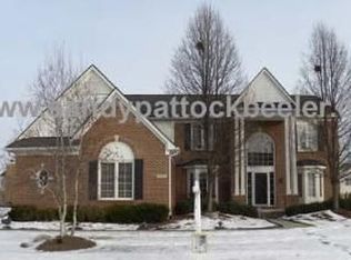 47907 Pavillon Rd, Canton, MI 48188