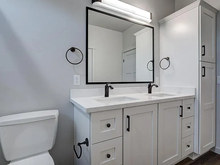 1209 N Horizon Way — Photo 25