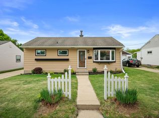6517 W Lakefield DRIVE, Milwaukee, WI 53219