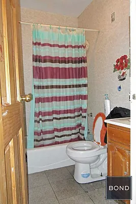 Sold by Bond New York | media 20