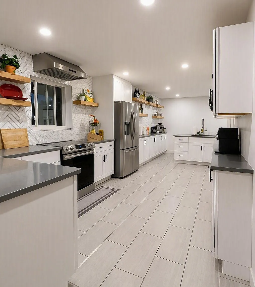 6 bed, 2990 sqft, $3,600 — Photo 4