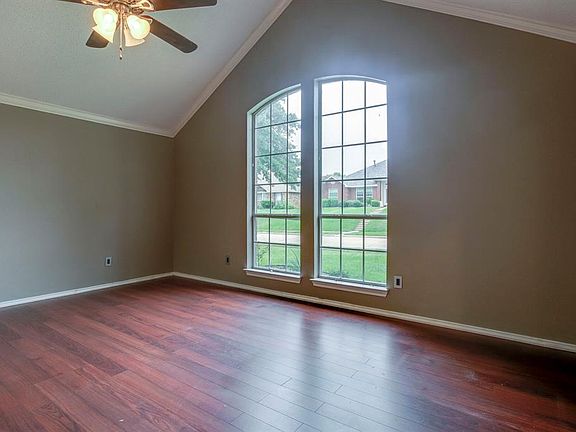 5th image of 1407 Dudley Dr