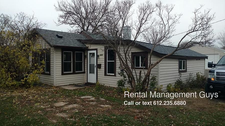2nd image of 5252 Aldrich Ave N