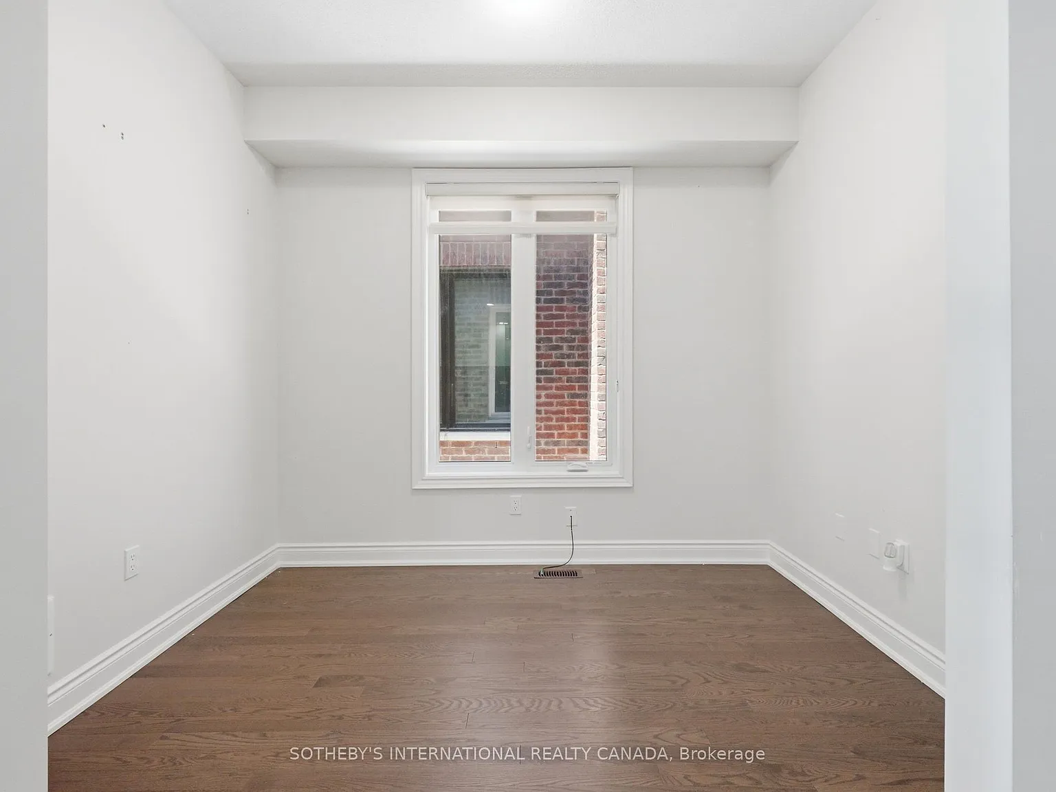 4 bed, $3,999 — Photo 4
