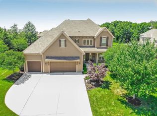 9401 W 156th St, Overland Park, KS 66221
