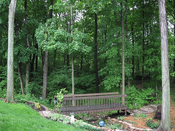 2nd image of 211 Bradford Dr