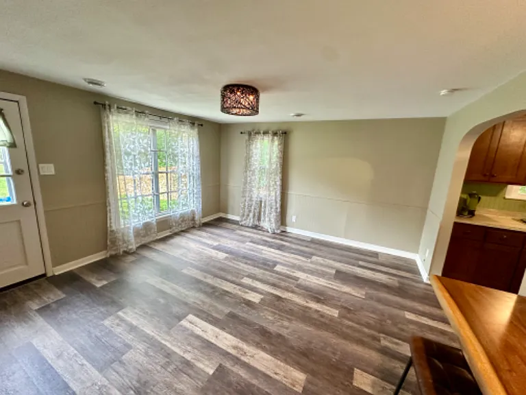 1509 N Breezeland Rd #COTTAGE — Photo 4