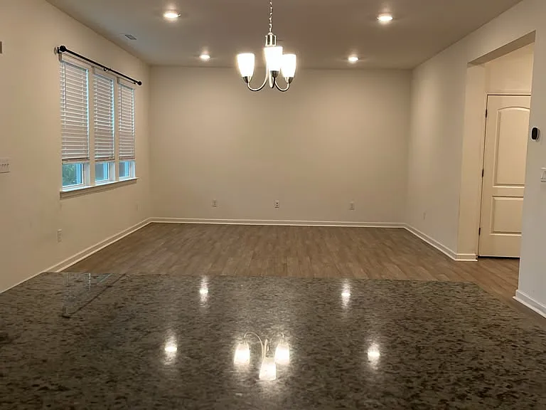 354 Summer Ranch Dr — Photo 5
