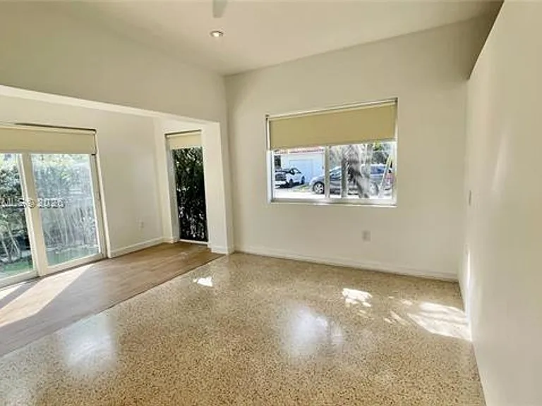 625 93rd St — Photo 38