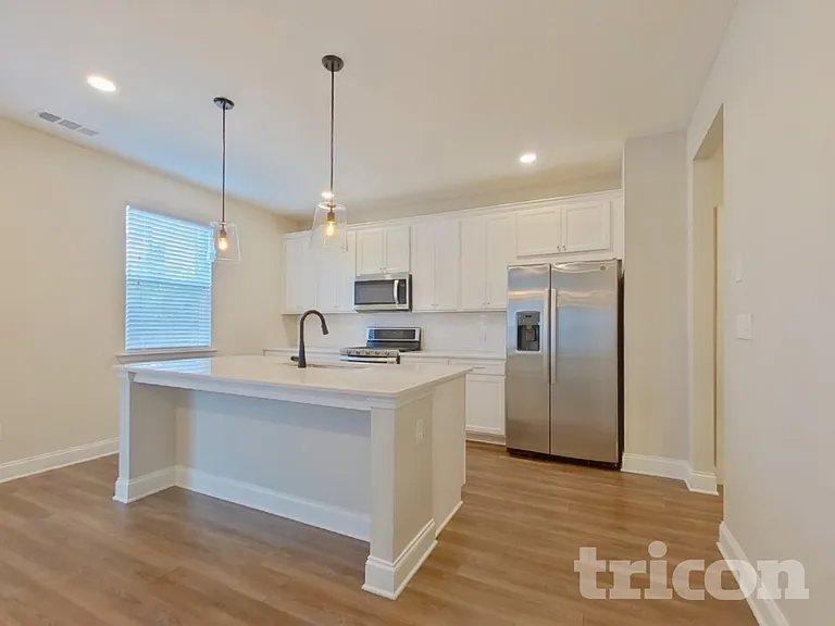 80 Leyland Ct — Photo 5