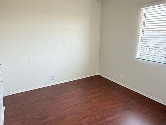 5th image of 13528 Lemoli Ave APT 18