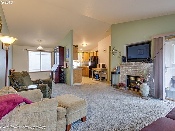 5th image of 13314 NE 38th Cir