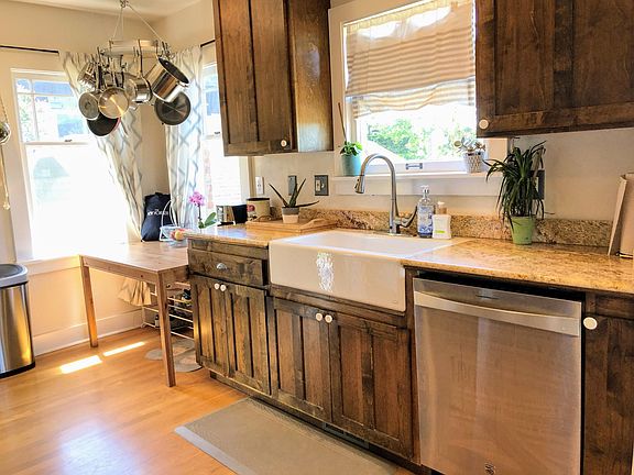 Main kitchen with farmhouse sink