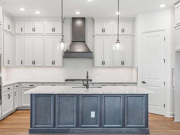 The Euleace - Kitchen