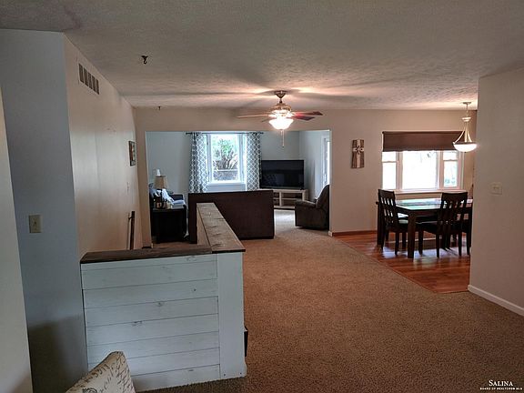 4th image of 2808 Linda Ln