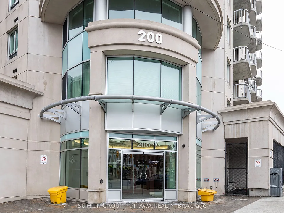 200 Rideau St #2007