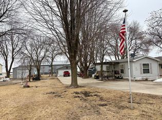 7342 Twin Lakes Rd, Manson, IA 50563