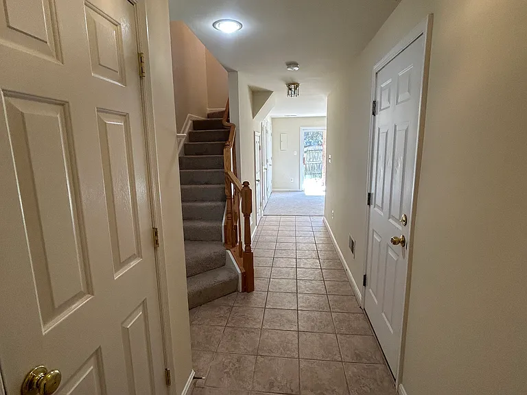 5509 Sacramento Mews Pl — Photo 2