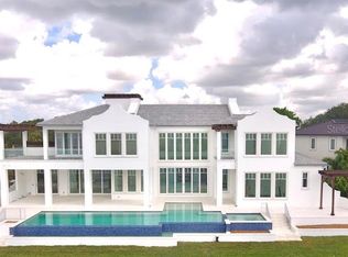 129 Bay Point Dr NE, Saint Petersburg, FL 33704