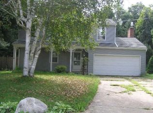 273 High Point Cir, Tallmadge, OH